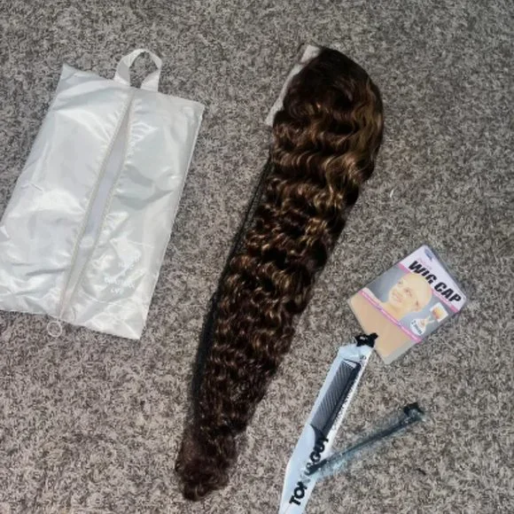30 INCH 180% Density Highlight Ombre 13x4 Curly Human Hairfor Woman